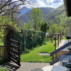 maison-au-pied-de-la-montagne.midi-pyreneeshotels.com/
