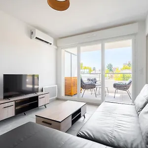 apt-t2-entre-la-plage-et-le-velodrome-clim-parking.fr-provencehotel.com/